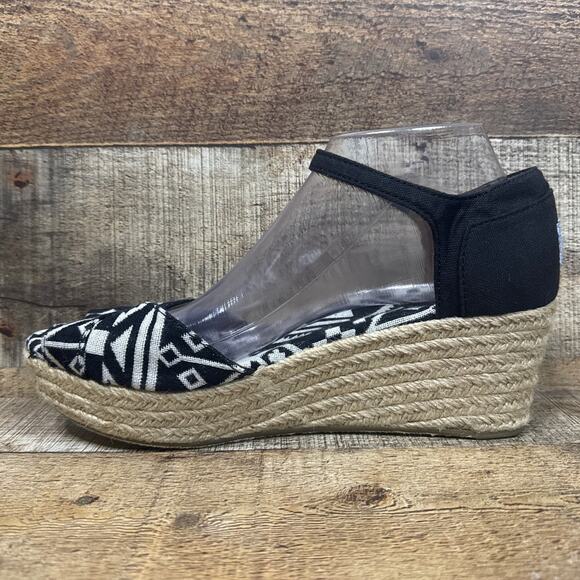 New Toms Espadrille Wedge Sandals Black White Aztec Tribal Size 9 - Picture 5 of 9